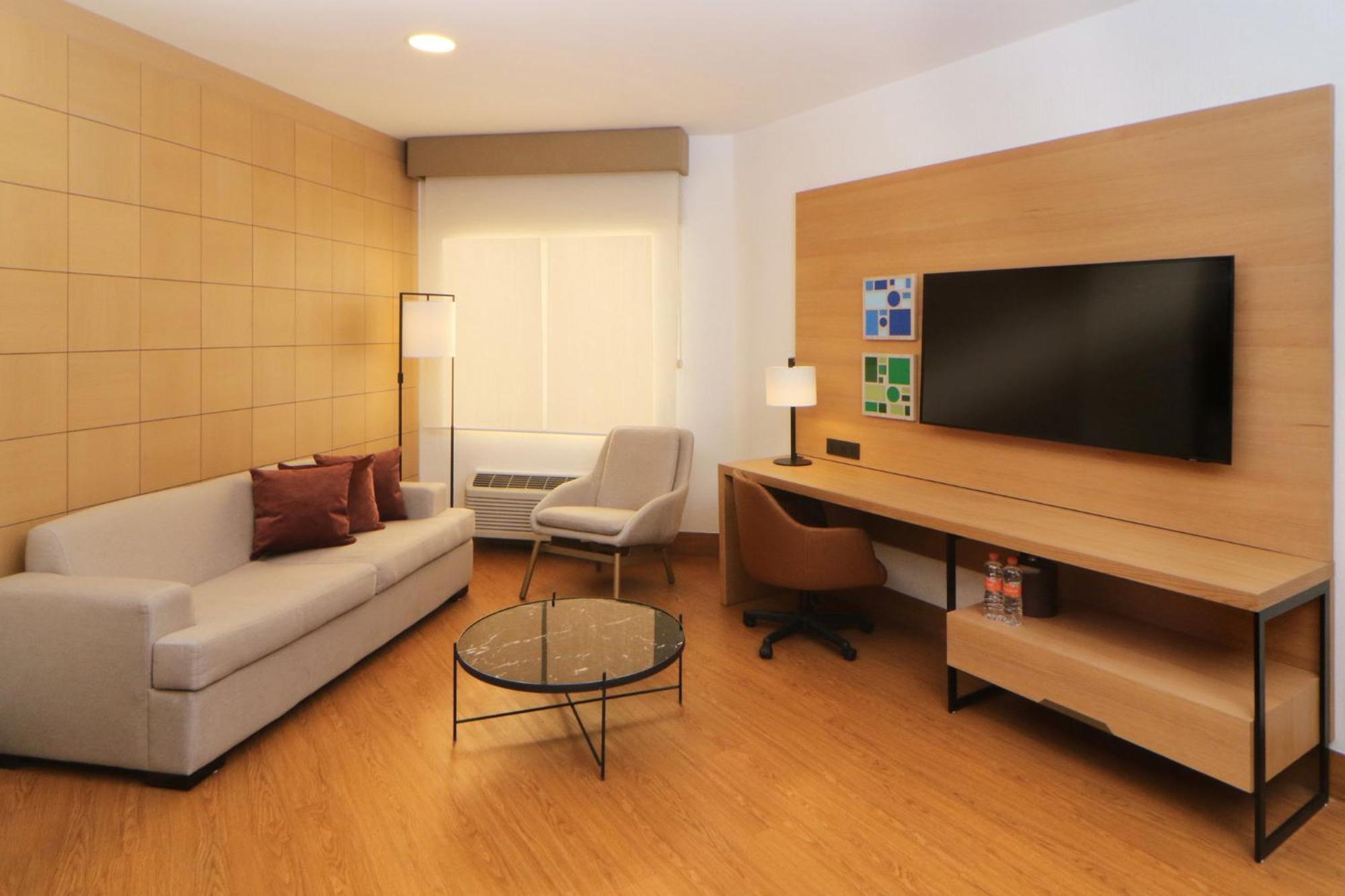 Holiday Inn Tijuana Zona Rio, an IHG Hotel Bagian luar foto