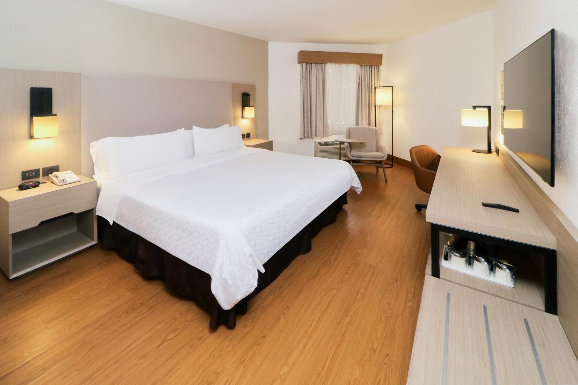 Holiday Inn Tijuana Zona Rio, an IHG Hotel Bagian luar foto